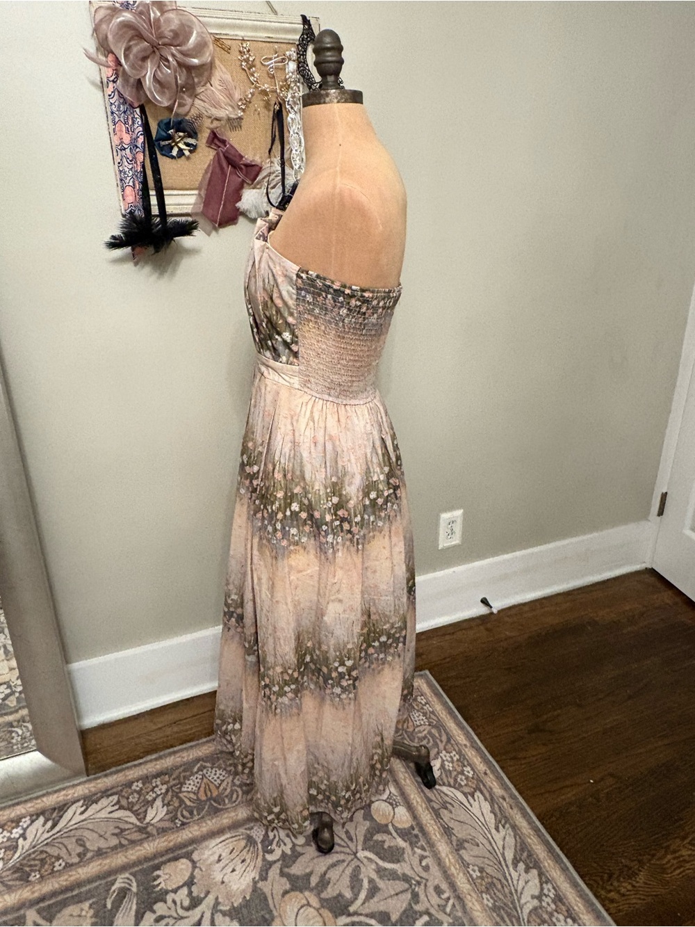 Entro Genevieve Beige Floral Strapless Midi Dress - Picture 5 of 10